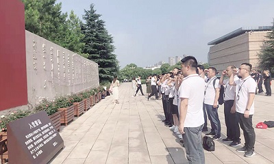 2019年7月4日，公司組織黨員和工作者前往浙江嘉興南湖中共一大舊址參觀（二）